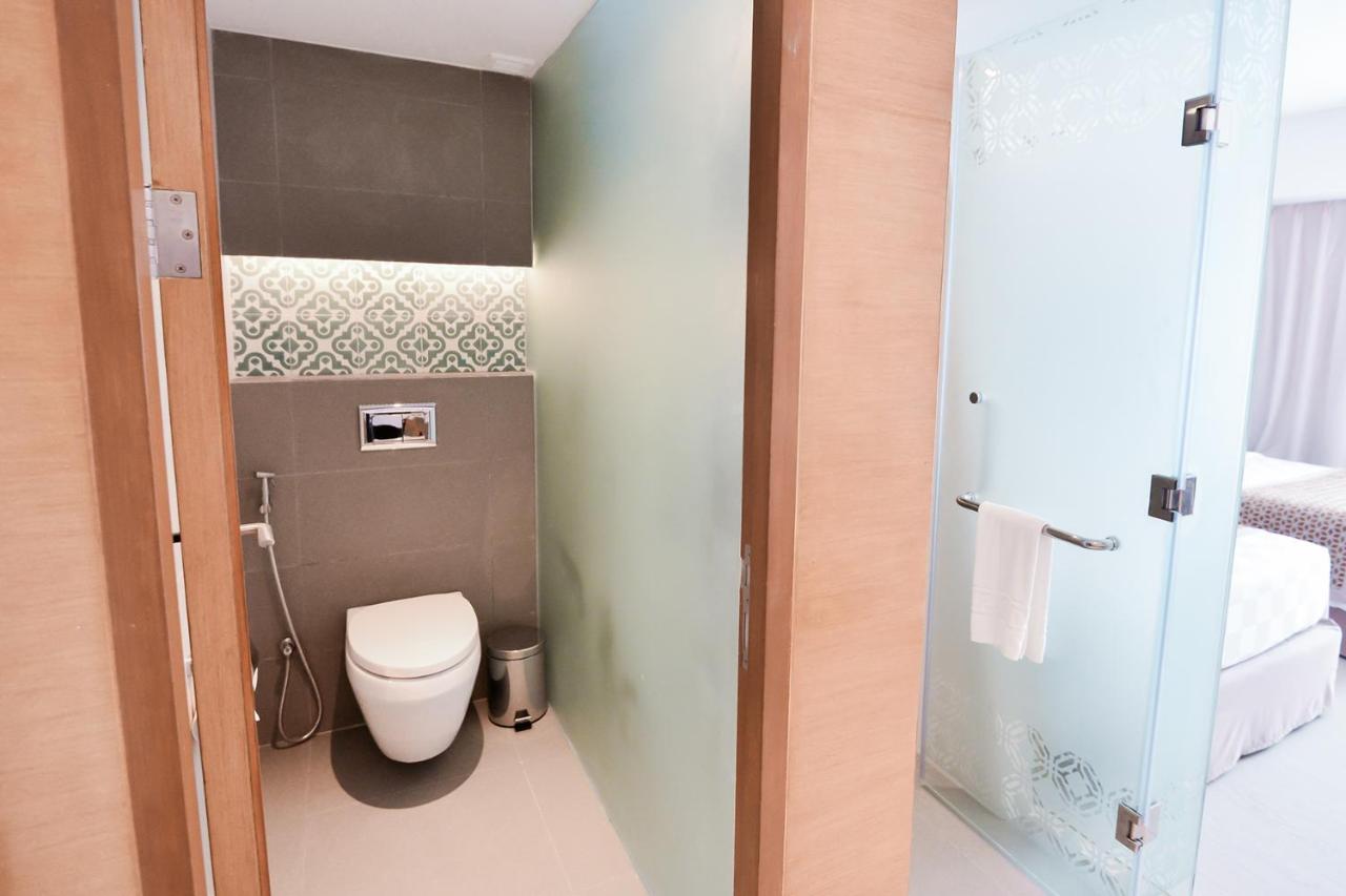 Hue Hotels And Resorts Boracay Managed By Hii Manoc-Manoc Extérieur photo